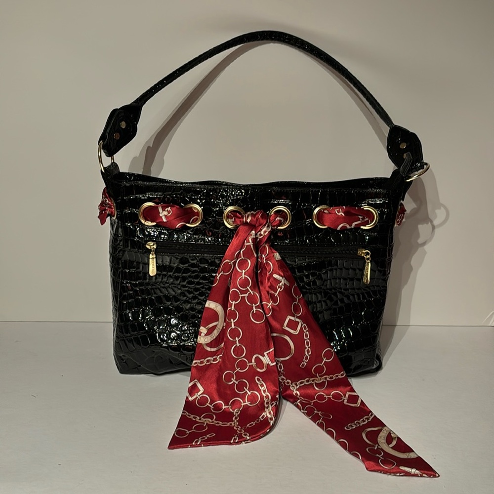 Vecceli Italy Black embossed bag w/ scarf